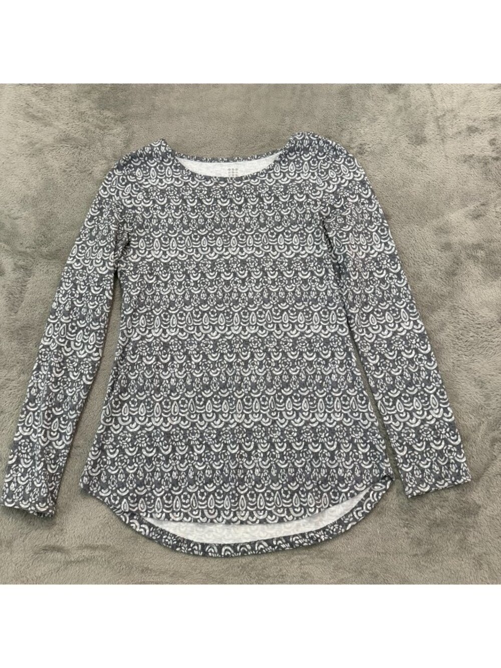 Title Nine Long Sleeve Tee Shirt Top Womens SMALL Gray Cutout Back